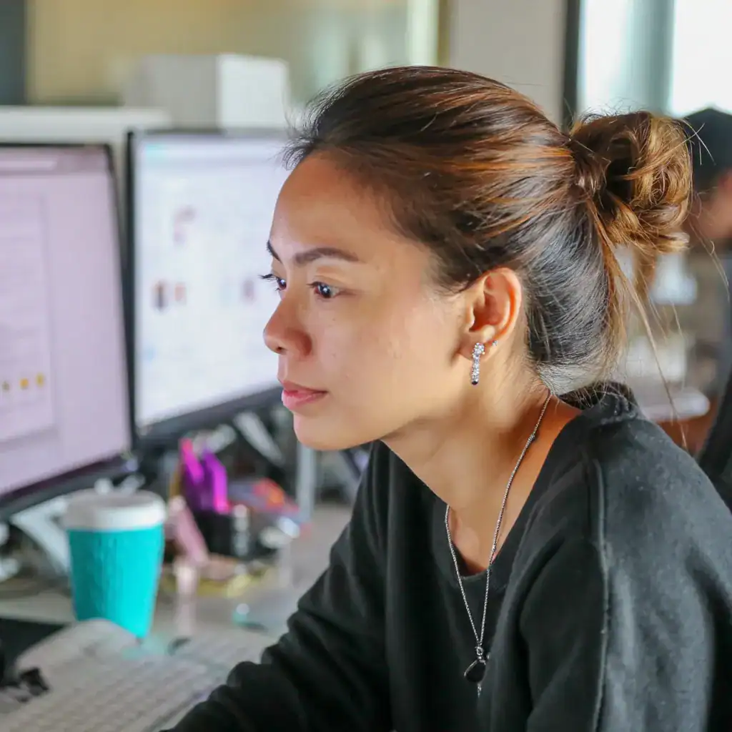 Optimise CRM usage by outsourcing an AI integration consultant